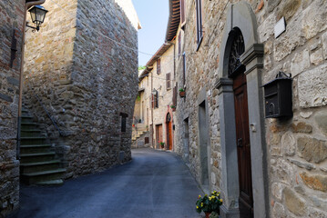 Fototapeta na wymiar Street in the hillside town of Doglio in southern Umbria Italy