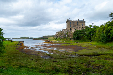 Fototapeta na wymiar Dunvegan Castle auf der Isle of Skye