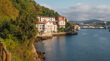 Fototapeta na wymiar Pasajes de San Juan, Basque Country. Traditional Basque fishing village 