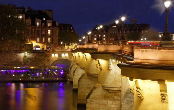 Pont Neuf, the oldest bridge in Paris .