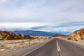 street to zabriskie point in the death valley