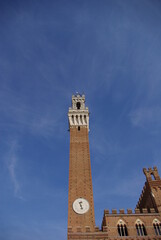 Obraz premium City tour in Siena, italy. 