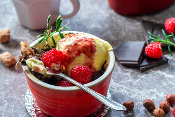 Pear crumble dessert