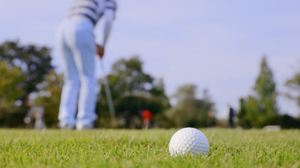 新緑のゴルフ場