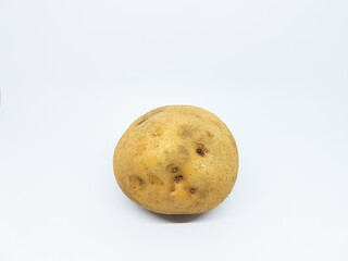Fototapeta premium Potato isolated on white background. Closeup of raw potatoes. 