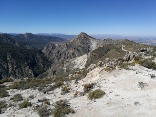 Fototapeta na wymiar Hiking on the beautiful paths in the Sierra Nevada Mountains in Southern Spain