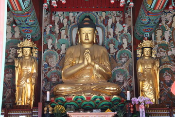 Fototapeta premium buddha statue