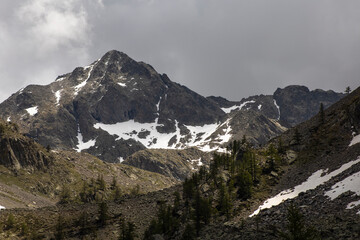 Fototapeta na wymiar mountain views in the upper Gesso Valley