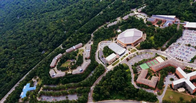 Dean Smith Center and Flagler Business School atUniversity of North Carolina at Chapel Hill. A low overflight of the famous Dean Smith Center at the University of North Carolina at Chapel Hill with th