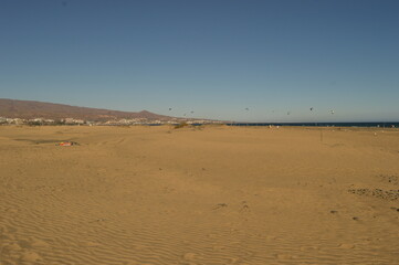 Naklejka premium The beatiful coastline and mountains on Gran Canaria in Spain