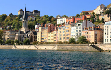 Le quartier Saint Georges au bord de la Saône à Lyon.