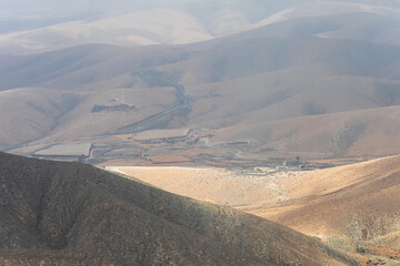 Naklejka premium Mountain landscape view from Astronomical viewpoint Sicasumbre (Mirador Astronomico De Sica Sumbre). Fuerteventura. Canary Islands. Spain.