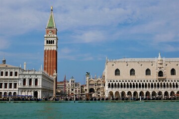 Fototapeta na wymiar Saint Mark Square, Venice, Italy 
