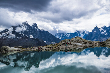 Fototapeta na wymiar Hiking on the Lac Blanc mountain 