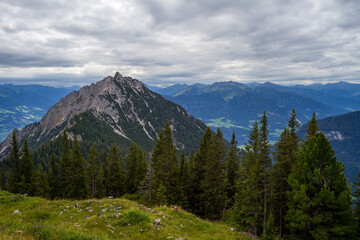 Fototapeta na wymiar Gebirge am Achensee in Österreich 
