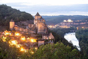 FRA - THE DORDOGNE VALLEY - CASTELNAUD CASTEL