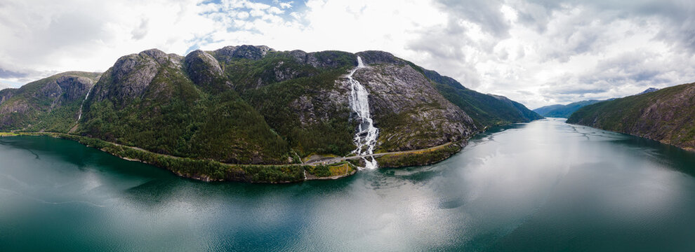 Langfoss (Langfossen) is the fifth highest waterfall in Norway.