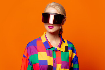 Style blonde in 90s clothes VR glasses