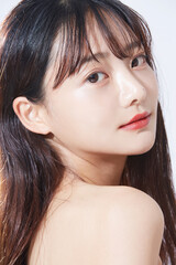 Fototapeta premium 美しい女性のビューティーポートレート