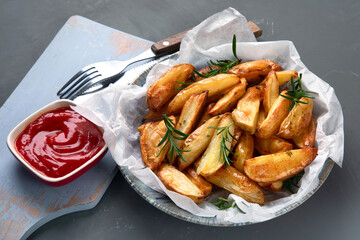 Baked potato wedges