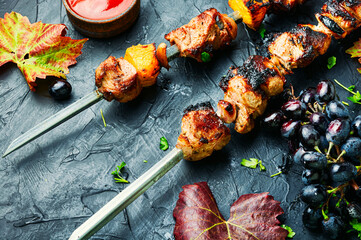 Shish kebab with grapes