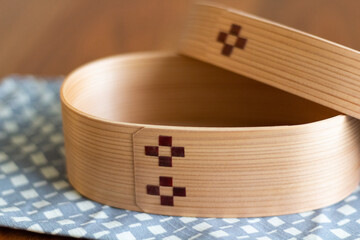 曲げわっぱの弁当箱