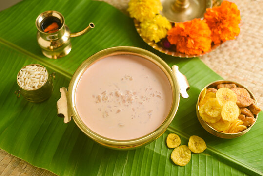 Onam sadhya sweet palada payasam or semiya dal kheer dessert Kerala, South India. Indian mithai   Delicious festival sweet dish for Onam, Vishu, Deepawali, sweet food made of condensed milk