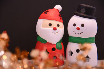 サンタ雪だるま右