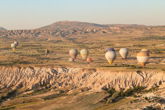 Mongolfiere in atterraggio Cappadocia