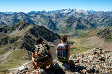 couple of hiker in the french Pyrenees mountains - obrazy, fototapety, plakaty