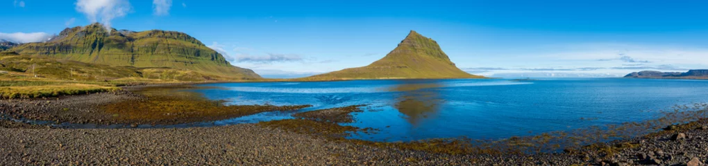 Photo sur Plexiglas Kirkjufell Mount Kirkjufell, Iceland