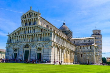 Pisa Cathedral (Duomo di Pisa) with Leaning Tower of Pisa on Piazza dei Miracoli in Pisa, Tuscany,...