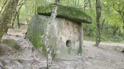 dolmen