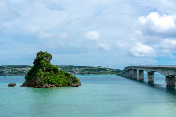 古宇利島と古宇利大橋の風景