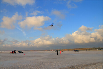 Observation of a helicopter flight over the salt marsh.
