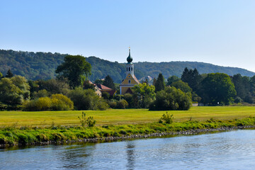 Maria am Wasser