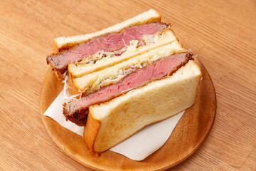 カツサンド（寄り）