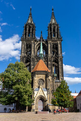 Fototapeta premium cathedral in the German city of Meissen on the Elbe River