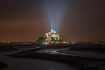 Fototapeta na wymiar View of the Mont Saint-Michel, France