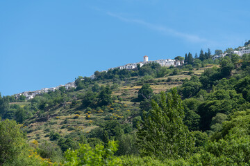 Fototapeta na wymiar village on a mountainside in southern Spain