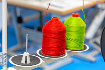 Green Red Spools