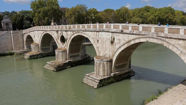 Ponte Garibaldi bridge over Tiber river in city of Rome, Italy, designed by Angelo Vescovali, built between 1884 and 1888.