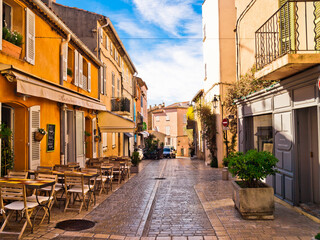 Fototapeta na wymiar Streets of Saint-Tropez, French Riviera, Côte d'Azur, France