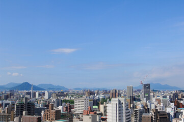 Fototapeta na wymiar 広島の町と青空