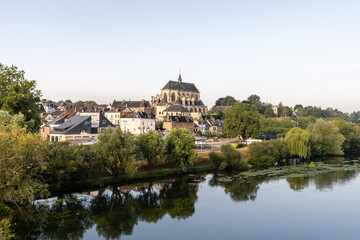 Fototapeta na wymiar Pont-de-l'Arche in im Département Eure in der Region Normandie