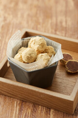 Injeolmi Chocolate bowl on wood table