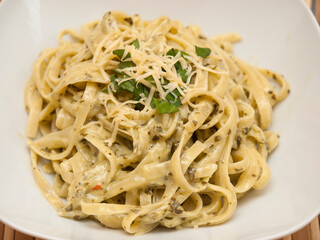 Basil pesto pasta