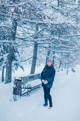 Close-up and rubber-gloved close-up shows that everything will be fine. The peace symbol, hippie. a protective agent during an epidemic. Ads for antiseptics and medical equipment on a white background
