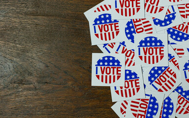 Obraz premium The sticker I vote on wood table for election 2020 Usa prediction.