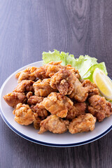 鶏肉の唐揚げ